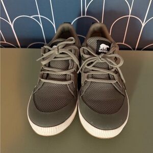 Sorel Women’s Waterproof Out N About III Stone Green Sneakers